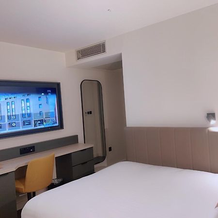 Southgate Hotel London East Barnet Esterno foto